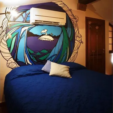 La Buena Vibra - A Flat 4 Time Travelers! Bagno A Ripoli